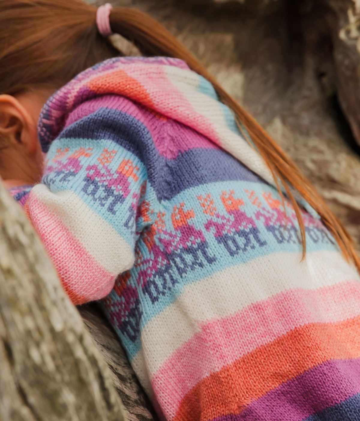 Choleetos jumper tag front